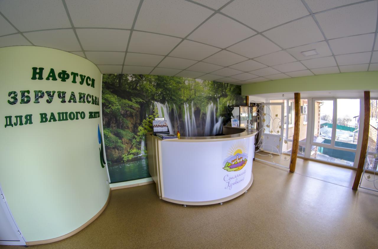 Vitapark Sonyachnyy Provans Satanov Exterior foto